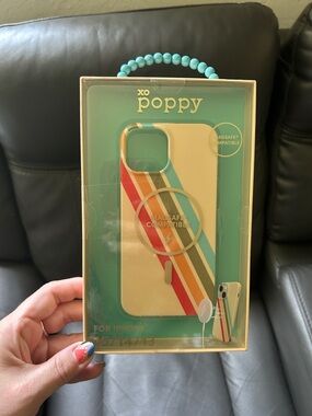 xo poppy Cream Diagonal Stripe MagSafe iPhone Case